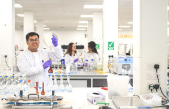 RESPIRATORY MUCOSAL VACCINATION: HOW COULD WE DELIVER ANOTHER GLOBAL VACCINATION RESPONSE WITH CURRENT DEVICE TECHNOLOGIES?